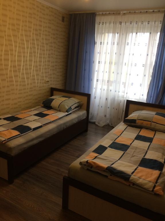 Apartment At Zhukova Street Барановичі Екстер'єр фото
