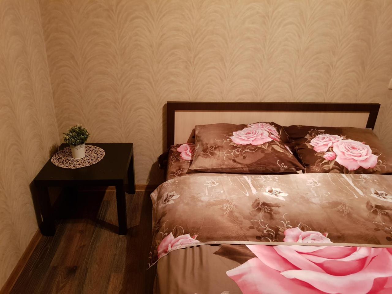 Apartment At Zhukova Street Барановичі Екстер'єр фото